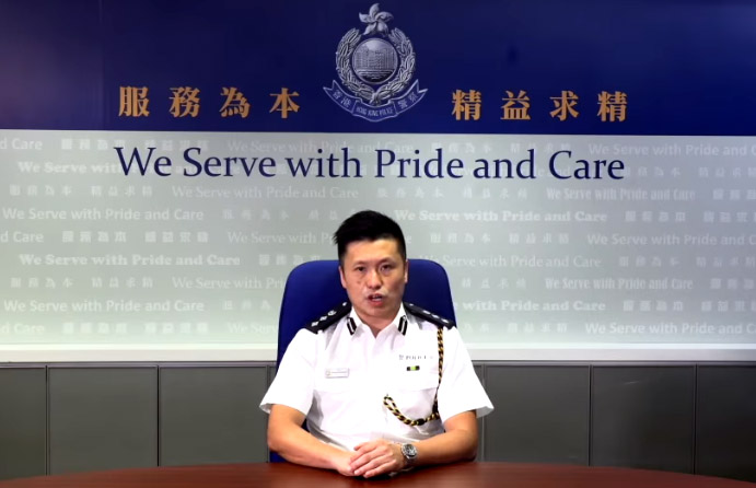 香港警察公共關係科總警司謝振中今天表示，為何大學是做教育的地方會變成「兵工廠」、有幾百個汽油彈在裡面。（圖：香港警察 Hong Kong Police臉書）