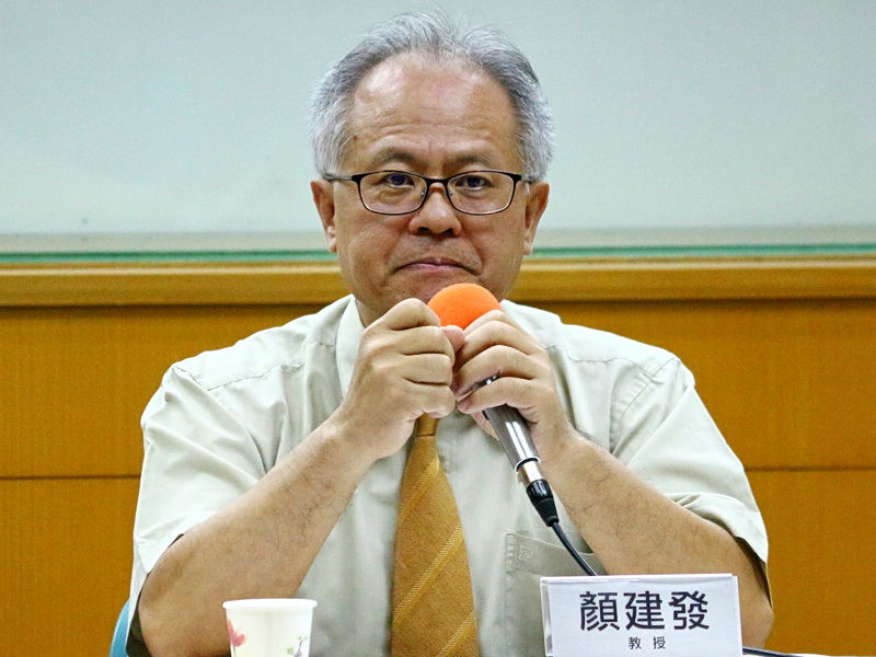 針對「反滲透法」引發的質疑，健行科技大學企管系教授顏建發27日表示，滲透問題會影響明年選舉，有必要從制度層面防止滲透問題影響大選，所以應儘速進行。(資料照/王照坤 攝)