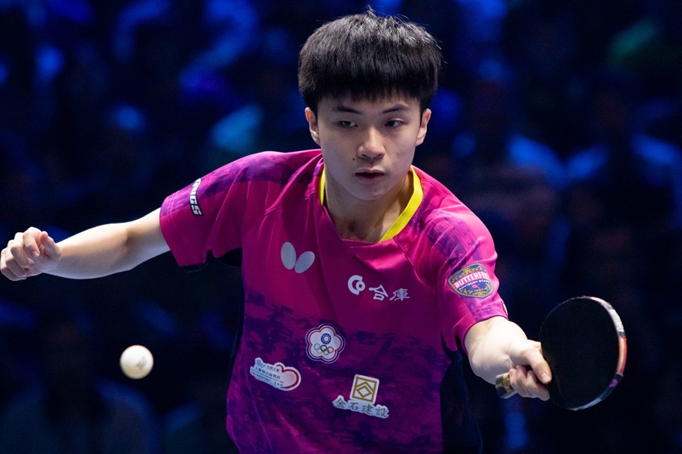 台灣小將林昀儒21日在T2桌球鑽石賽馬來西亞站男單奪冠。(ITTF臉書)