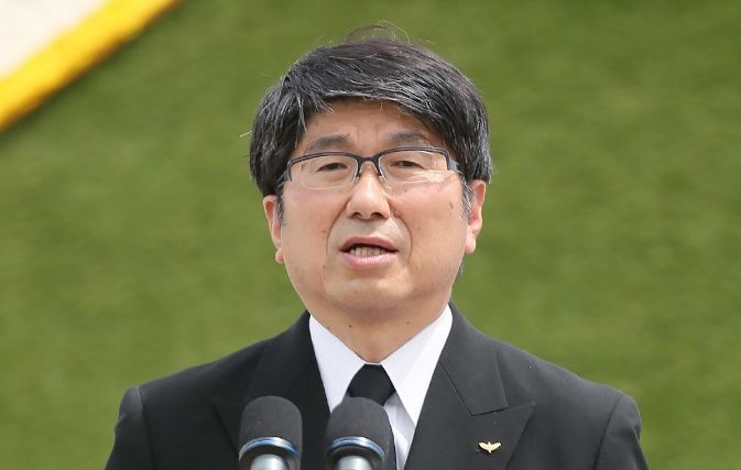 日本長崎市市長田上富久(圖)表示，在俄羅斯入侵烏克蘭之後，核武是「真實且當下的危機」。(AFP)