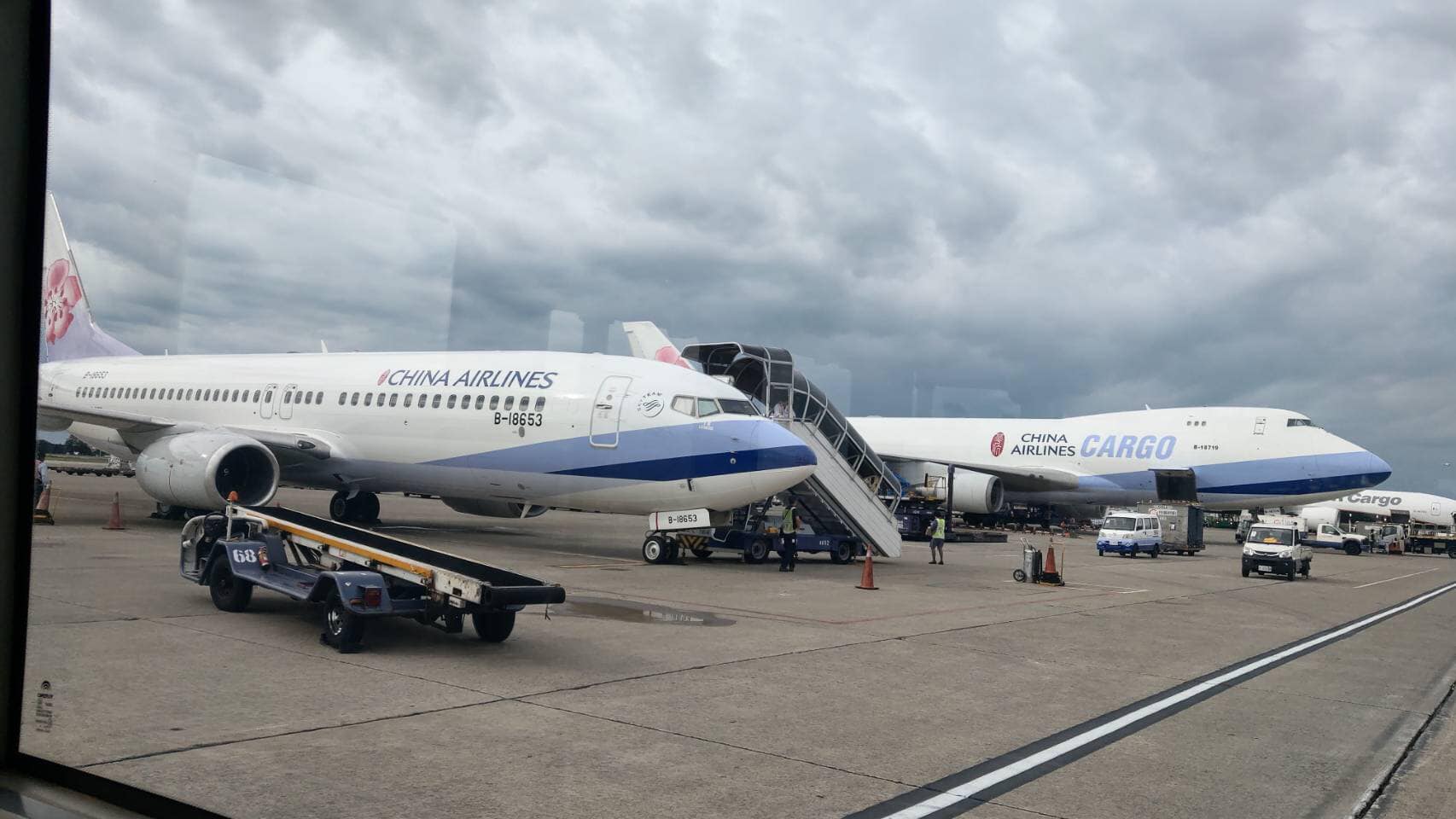 桃園機場統計，12日受香港機場暫停營運影響航班。(資料照/旅客提供)