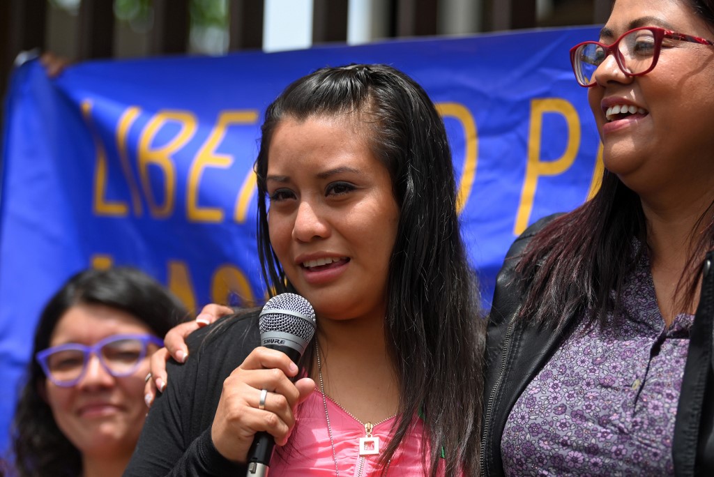 遭性侵懷孕產死胎的薩爾瓦多女子葉南德茲(Evelyn Hernandez) (AFP)
