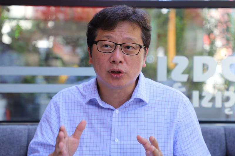 國防安全研究院國安所副研究員侍建宇表示，中共從相關的兵棋推演報告中深知，現在武統台灣是毫無勝算，只好重回和統路線。(圖：中央社)
