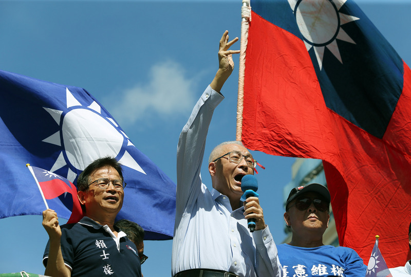 國民黨預計10月下旬展開不分區立委提名作業，有國民黨中常委認為黨內不乏形象派，因此主張找「敢衝突」的人。(圖：中央社)
