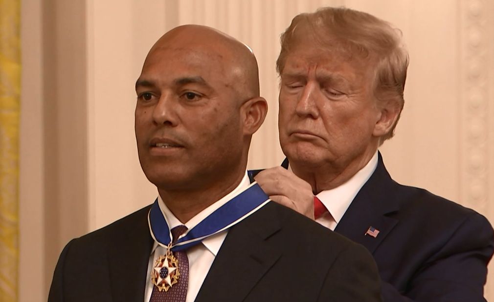 史上最強守護神李維拉，獲頒總統自由獎章。(美聯社/達志影像)