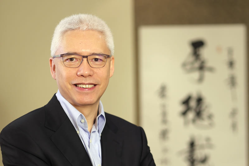 香港鐵路公司主席歐陽伯權。(圖: 嶺南大學)