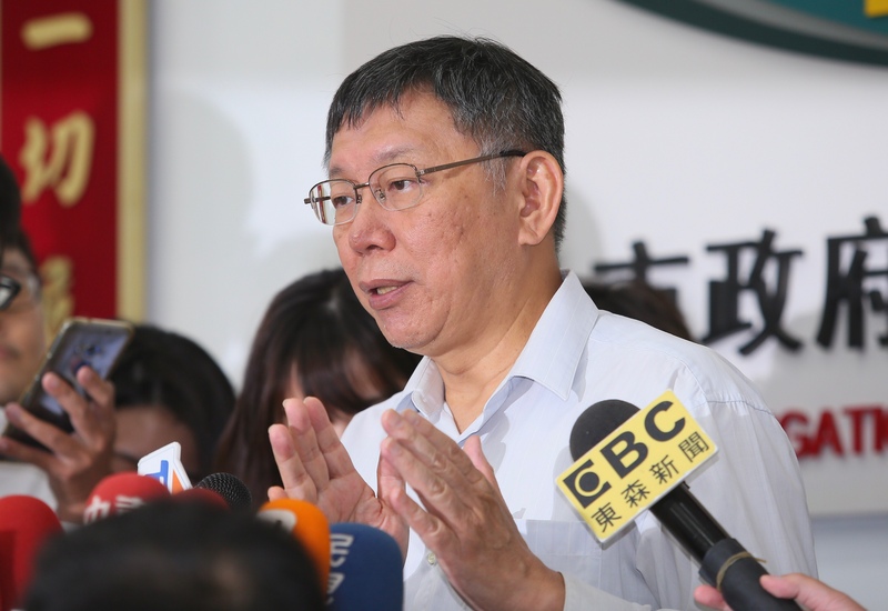 台北市長柯文哲28日表示，在台灣有表達、不表達的自由，會持樂觀其成的態度面對，順其自然，而真正可以解決香港問題的關鍵還是在北京政府。(資料照/中央社)