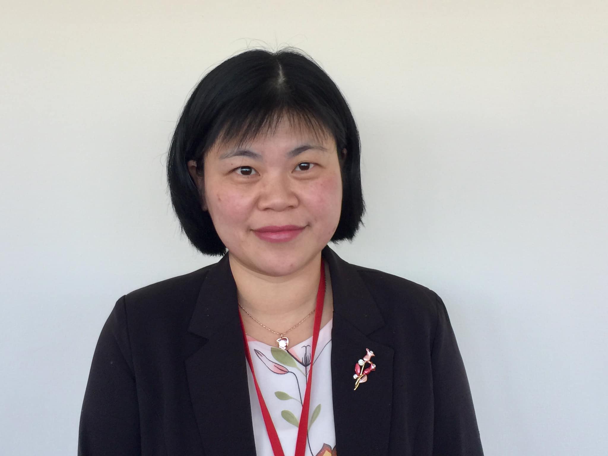 食藥署藥品組副組長吳明美受訪時表示，因應美國10月已針對武漢肺炎疫苗訂出EUA指引，食藥署隨即於10月14日召開專家會議，參考美國指引訂出本土疫苗EUA條件。(蕭照平攝)