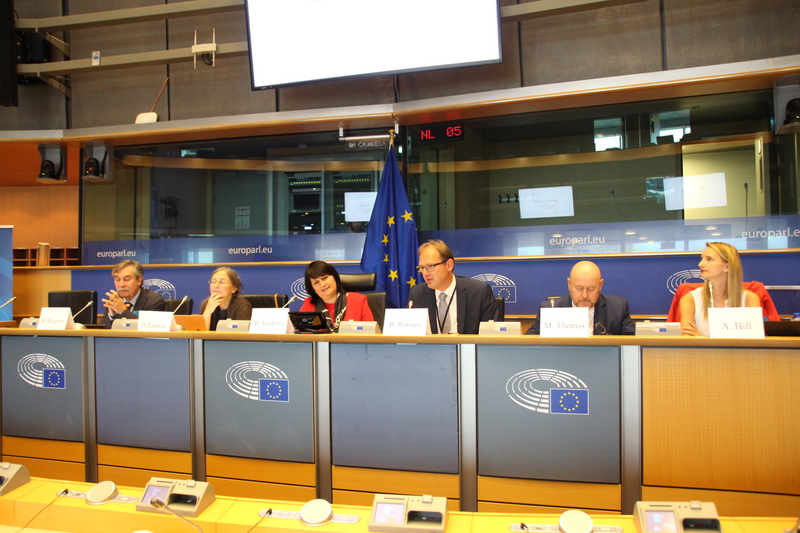 歐洲學者及宗教團體25日在歐洲議會表示，中梵主教任命協議簽署一年後，憂心教徒仍遭中國嚴密監控及迫害，不見改善。(圖:中央社)