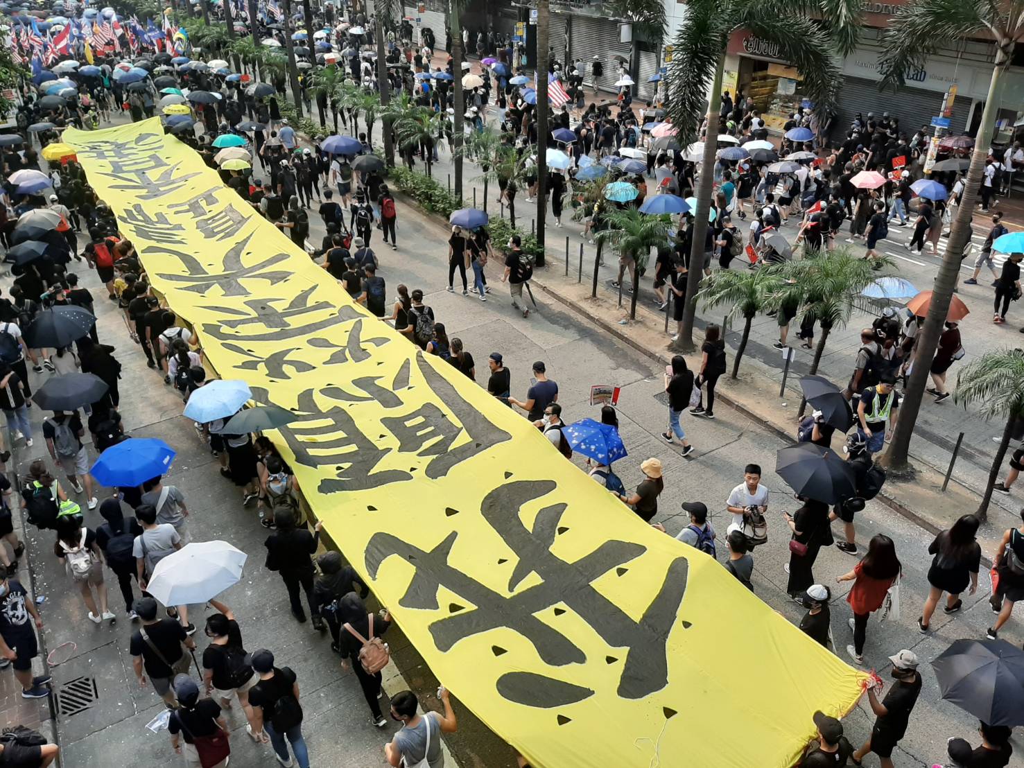 香港「反送中」風波愈演愈烈，社會陷入不安和撕裂。(詹婉如 攝)