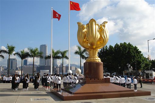 香港中西區民政事務處4日下午宣布，取消中共建政70週年的音樂晚會。(圖: 維基百科)
