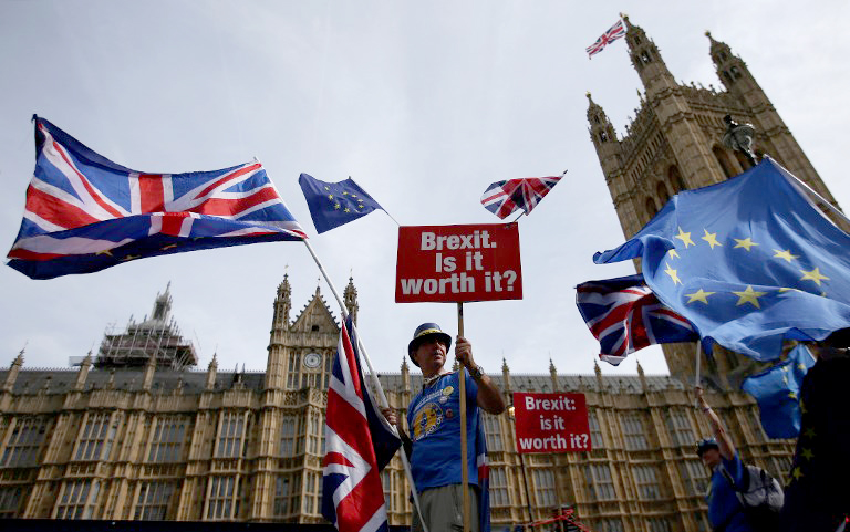 歐盟成員國28日同意延後英國脫歐期限至2020年1月31日，創下第三度延期。(AFP)