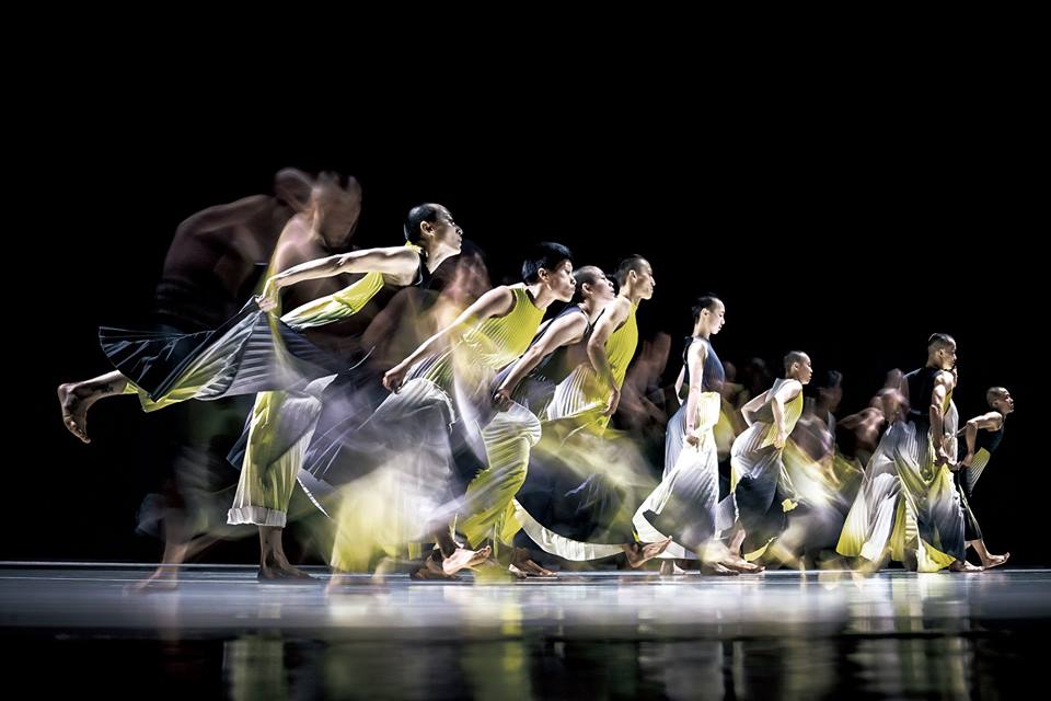 鄭宗龍為陶身体劇場舞者編創舞作「乘法」，激盪出新火花。(劉振祥 攝)