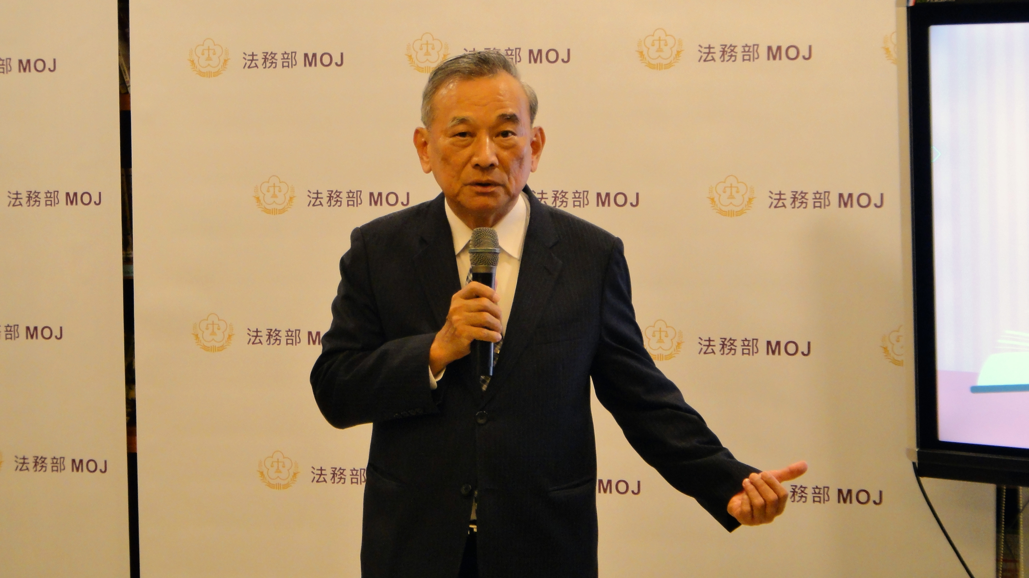 法務部次長陳明堂9日指出，澳洲警方因受理王立強報案，1月初曾透過司法管道向法務部查證蔡正元身分，已給予回覆。(資料照/歐陽夢萍 攝)
