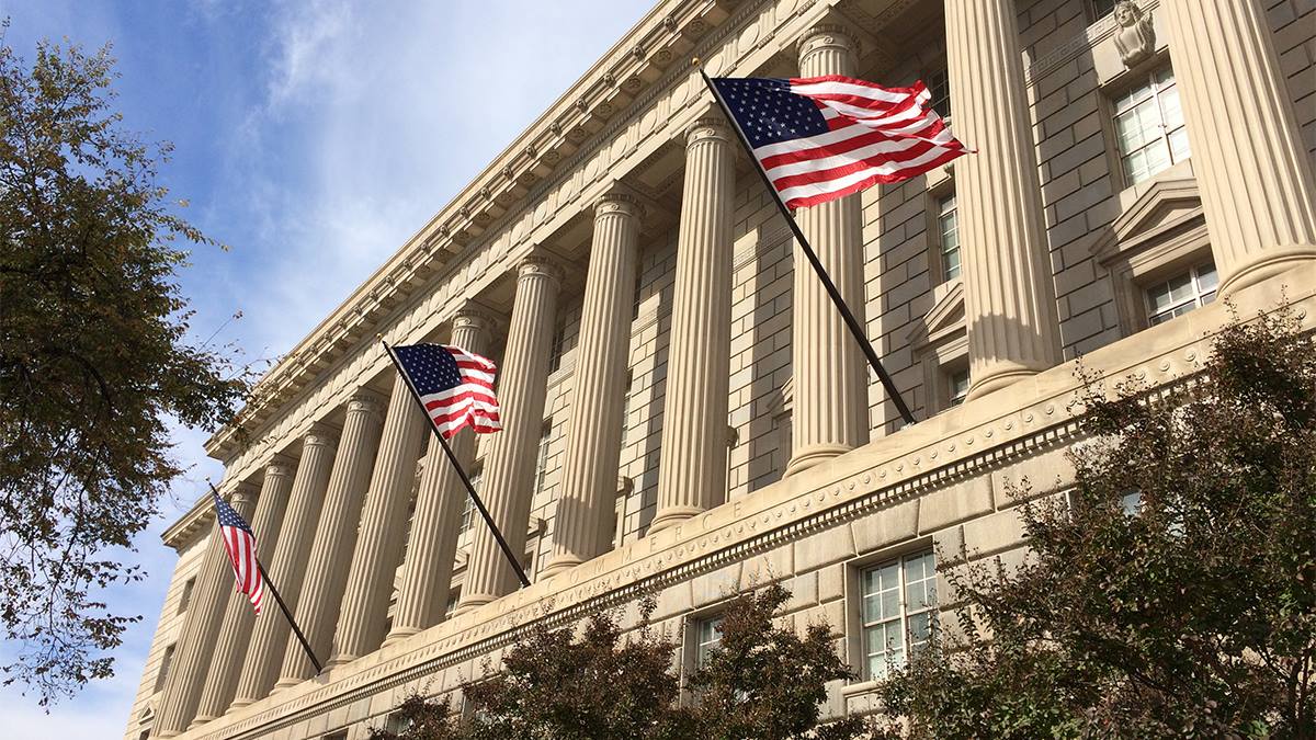 美國商務部(United States Department of Commerce)將提出更嚴格對中國出口限制。(圖：美國商務部臉書)