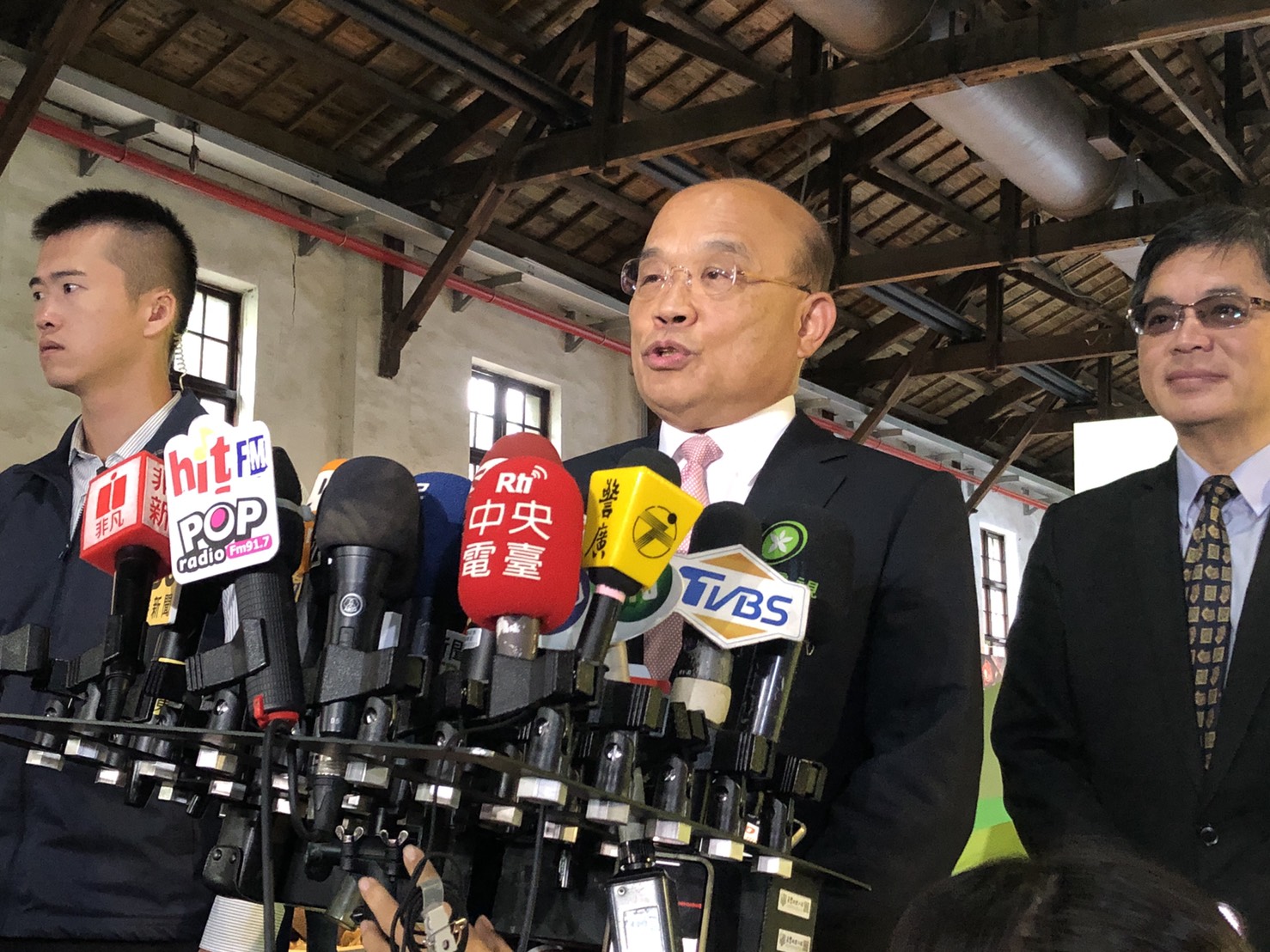 針對國民黨總統參選人韓國瑜提出學貸免息，行政院長蘇貞昌表示，照顧弱勢學生政府早在做，參選人不應想到哪講到哪。圖為蘇貞昌日前出席2019台灣地方創生展。（楊文君攝）