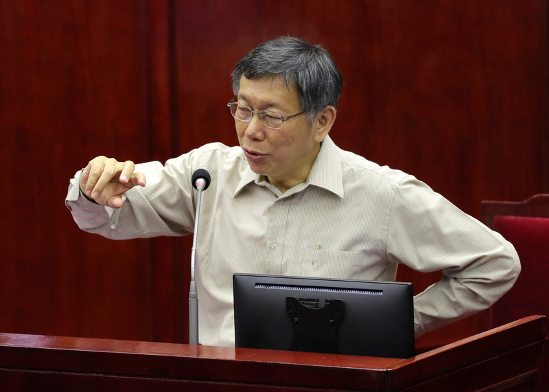 台北市長柯文哲表示，台灣在全世界被封殺，好不容易有首都願意與北市建立姊妹市關係，他的態度是低調，並認為市府應先跟議會溝通。(圖：中央社)