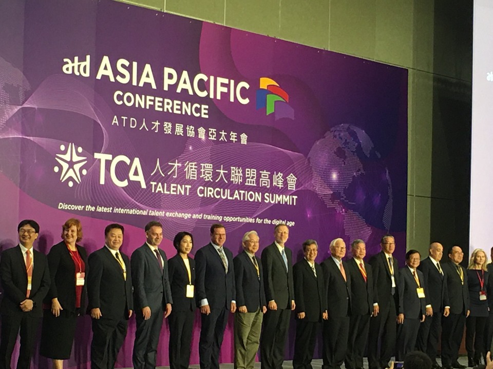 美國在台協會與台灣合作人才循環大聯盟(TCA)計畫，並在5日舉行聯盟高峰會。(謝佳興 攝)