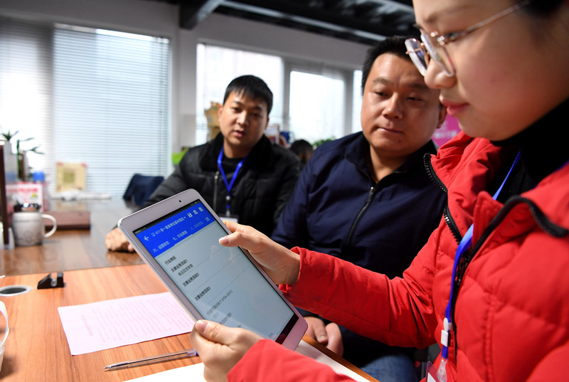 陸媒報導，中國大陸將於2020年展開第7次全國人口普查，在境內居住的台港澳居民和外國人也屬於普查對象。（中新社提供）