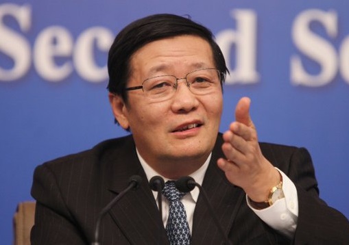 中國前財政部長樓繼偉在一場經濟峰會上表示，疫情不當的封控對經濟造成重大影響。(圖取自推特)