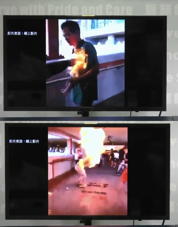 根據網路瘋傳的一段影片顯示，一名綠衣男子在和(示威)民眾爭吵，期間遭一名黑衣蒙面男子潑灑液體，並隨即點火燃燒，場面驚險。(翻攝自香港警察記者會直播)