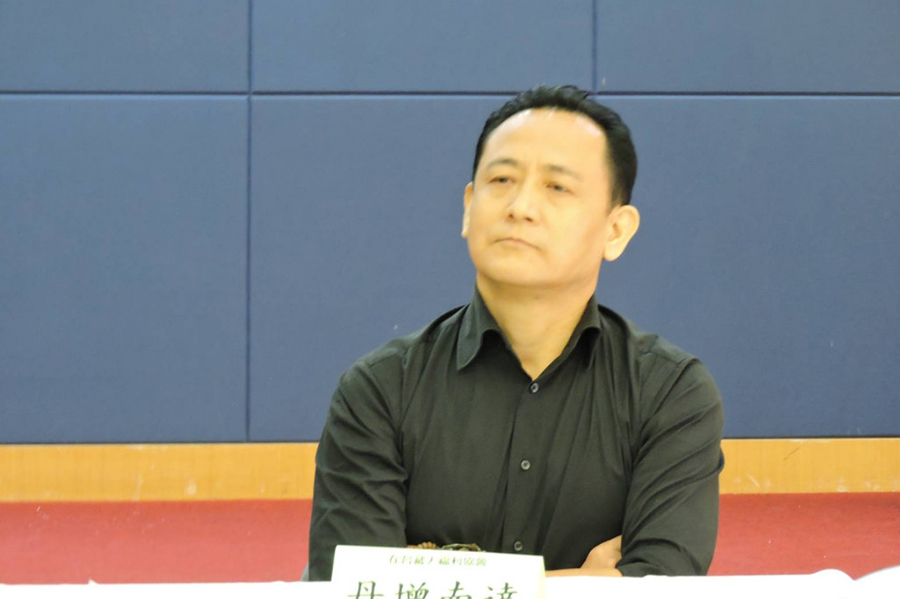 「在台藏人福利協會」丹增南達在演講中，以藏人經驗呼籲台灣民眾切勿輕信中共的謊言。（圖：林世昌 攝）