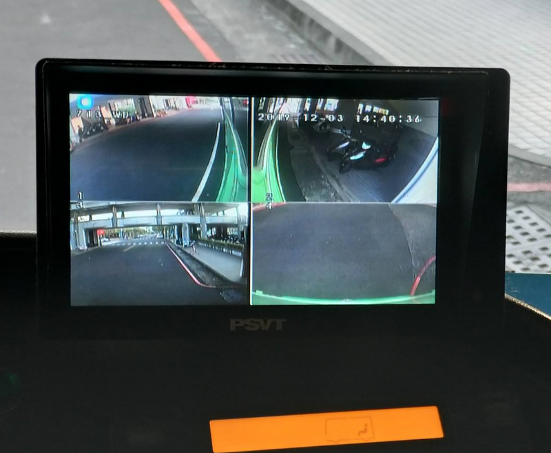 道路交通管理處罰條例部分條文修法30日在立法院三讀通過，其中第18之1條明定汽車未依規定裝設行車紀錄器及行車視野輔助系統者將處以罰鍰。(圖：中央社)