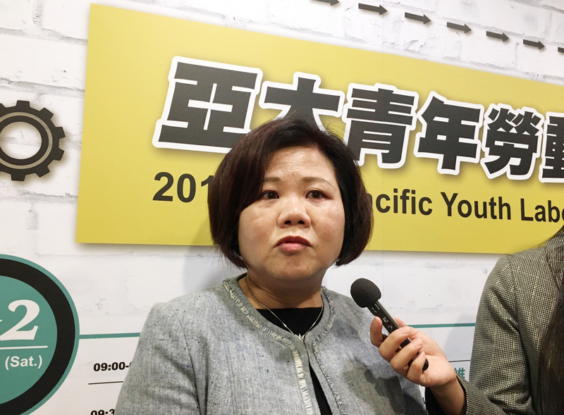 勞動部長許銘春6日表示，草案送入行政院審議後，僅有文字上微調，草案的架構與精神沒有太大差別，目前正等排院會審查。(圖：中央社)