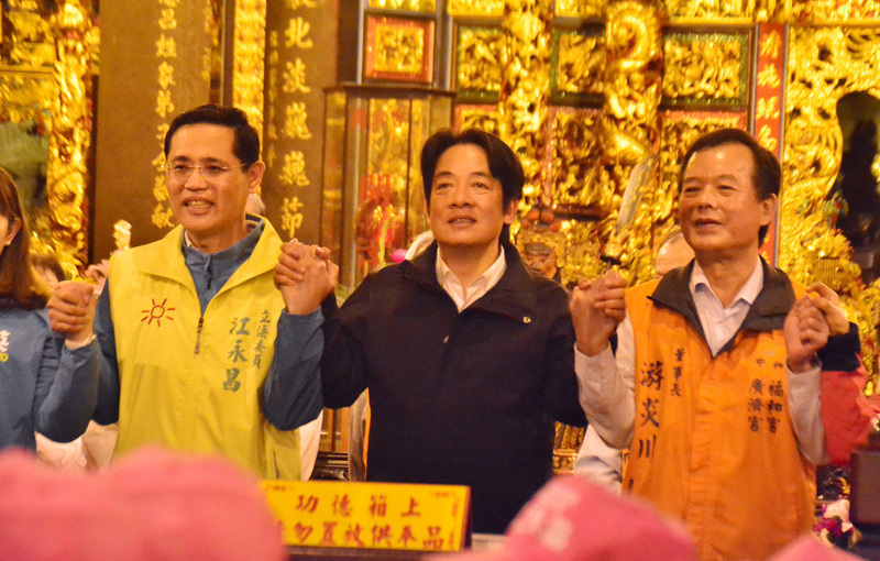 民進黨副總統參選人賴清德6日表示，他和韓國瑜對於台灣的熱忱以及民主的堅持截然不同，所以很難跟韓國瑜稱兄道弟。(圖：中央社)