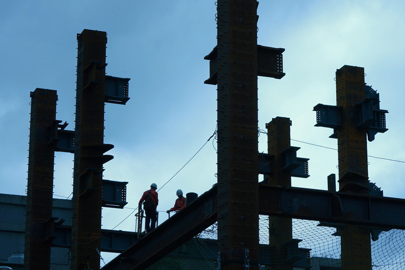 預售屋私約轉讓規避紅單，學者點出恐衍生3弊端。(資料照片/CNA)