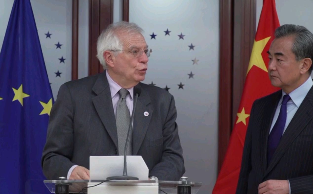歐盟新任外交和安全政策高級代表波瑞爾(Josep Borrell)15日晚上在西班牙與中國外長王毅舉行雙邊會談，會後共同發表聲明。 (圖:擷取自歐盟新聞簡報影片)