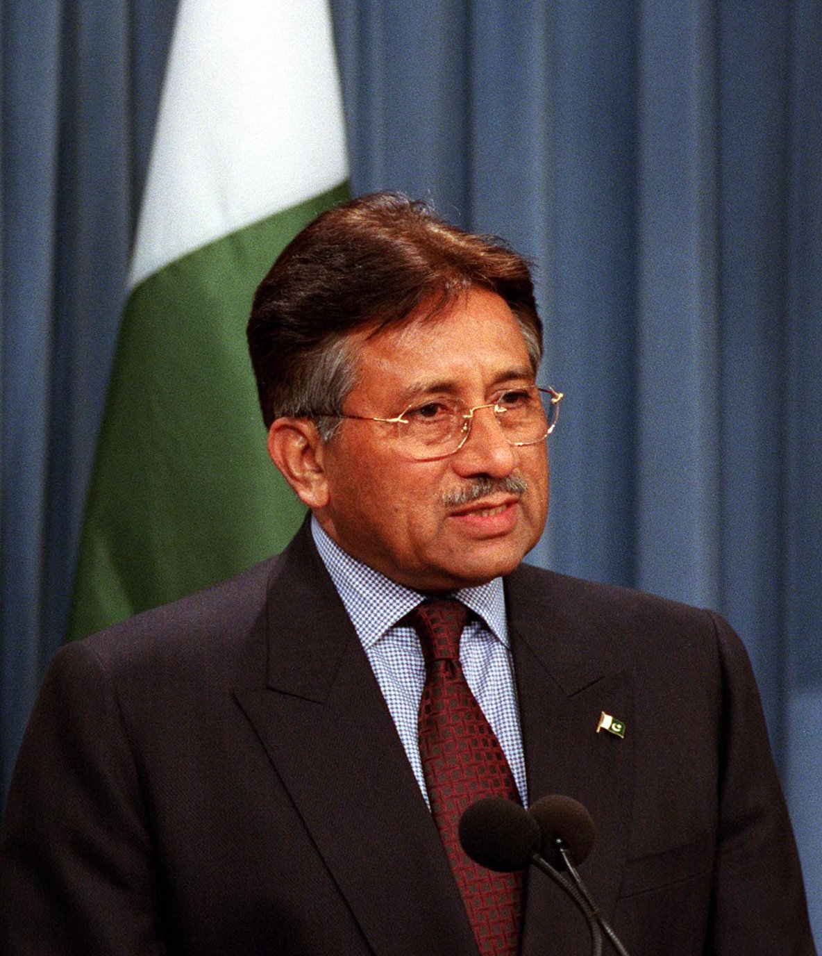 巴國反恐法庭17日就前軍事統治者穆夏拉夫(Perez Musharraf)犯下大逆罪(High treason，又稱高度叛國罪)與顛覆憲法罪，宣判他死刑。(圖: 維基百科)