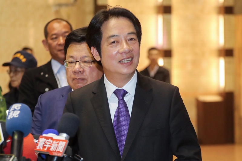 賴清德、陳菊未立即暫停競選？ 蔡辦、總統府均駁斥。圖為賴清德日前參加副總統候選人電視政見發表會。(圖:中央社)