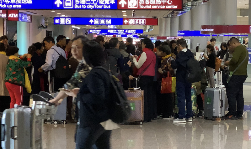 觀光局原本預估2030年，來台旅客人數可達2000萬人次，因COVID-19疫情攪局，已將目標值下修為1600萬人次，去年研擬的2025年中期目標，今年也再往下修正。(資料照／中央社)