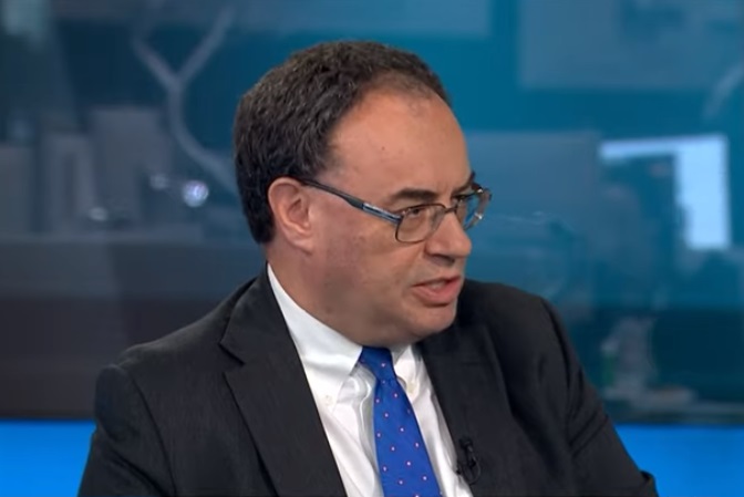 英格蘭銀行前副總裁、現任「金融行為監理總署」執行長貝里(Andrew Bailey)，將擔當新任英國央行總裁。(圖擷自YouTube)