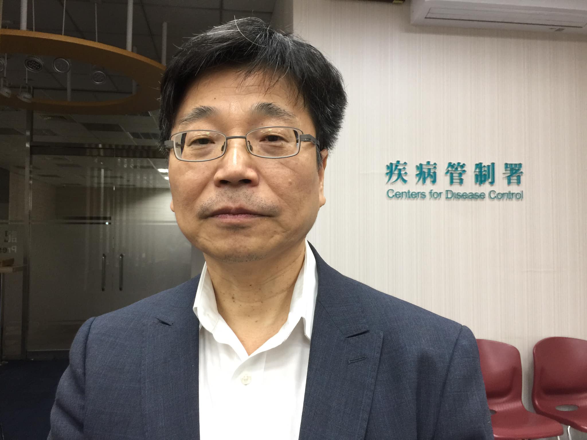 疾管署署長周志浩1日表示，目前還沒聽聞其他國家採取登機檢疫的作法，但為求慎重才確定有較為前進防疫的積極作法。(蕭照平 攝)