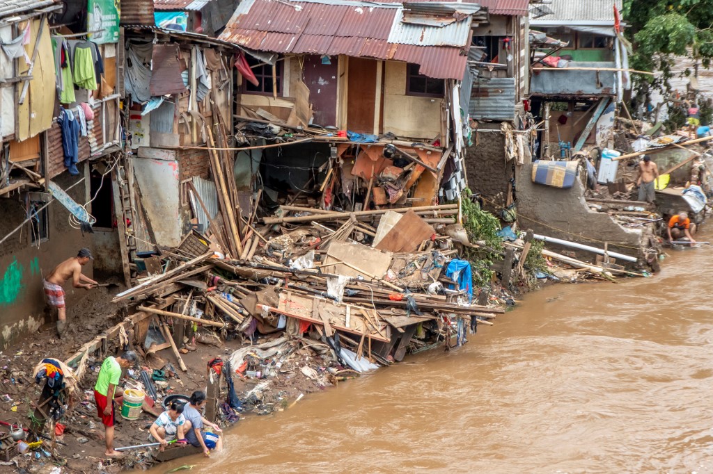 印尼首都雅加達(Jakarta)都會區近日降下創紀錄豪雨。(AFP)