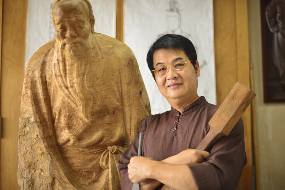 重要傳統工藝「傳統木雕」項目於100年公告登錄，本次新增認定保存者陳啟村藝師。(文化部 提供)