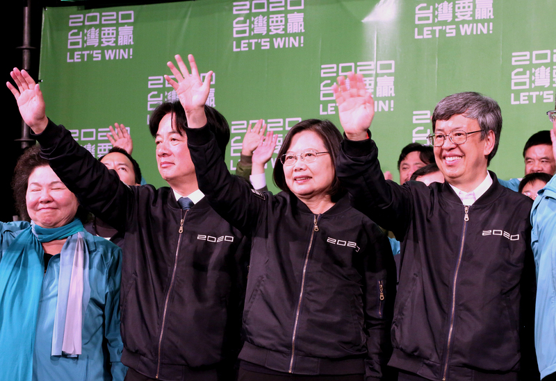 台灣大選結果出爐，蔡英文總統大勝連任成功。中國官媒新華社11日深夜對此發文稱，這次台灣選舉「很大程度上受到外部暗黑力量的操控」。（中新社提供）