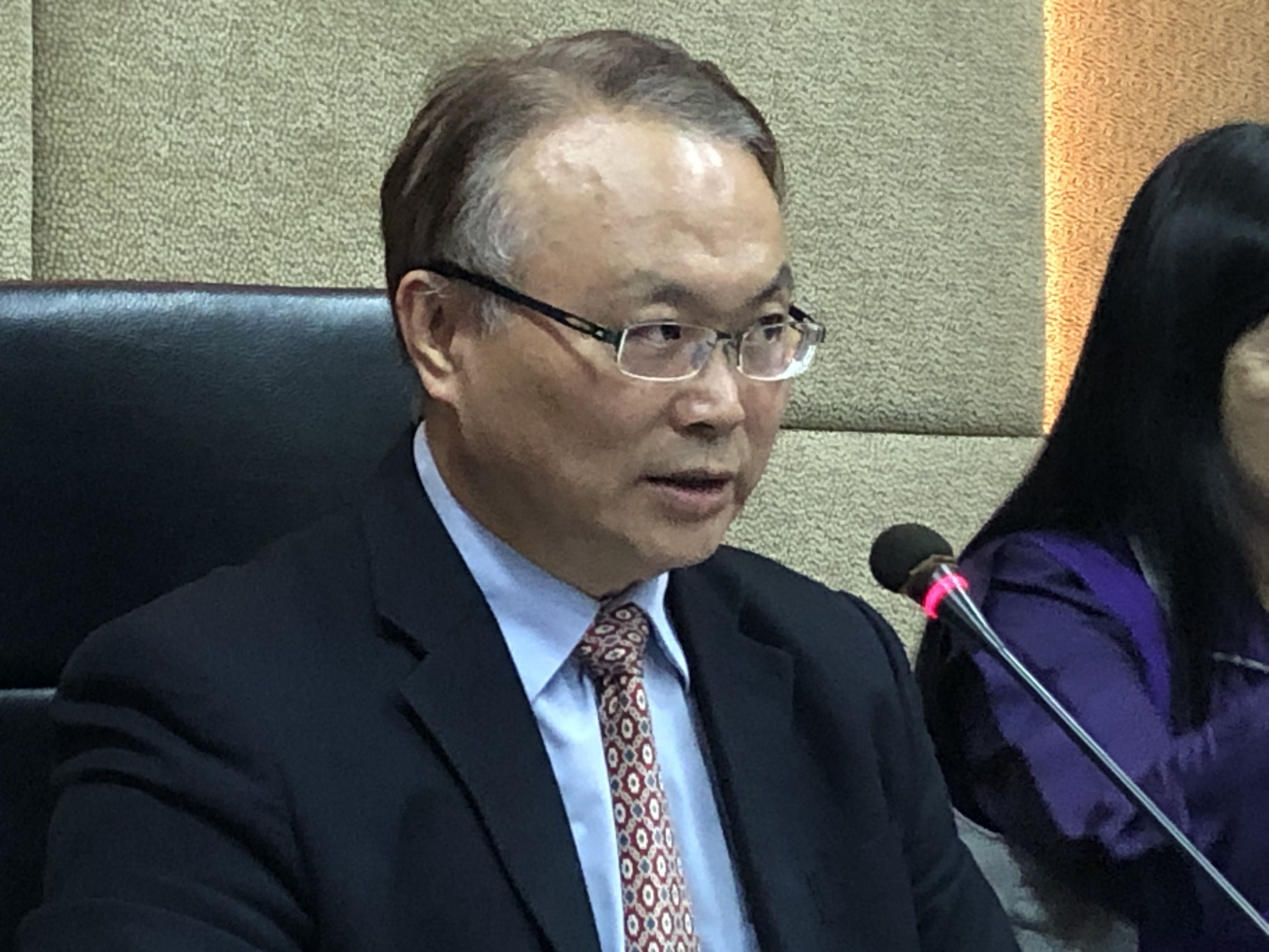 NCC主任祕書蕭祈宏22日證實，陸委會已將張經義案移交給NCC，NCC則將於下周成立專案小組審理。。(吳琍君攝)