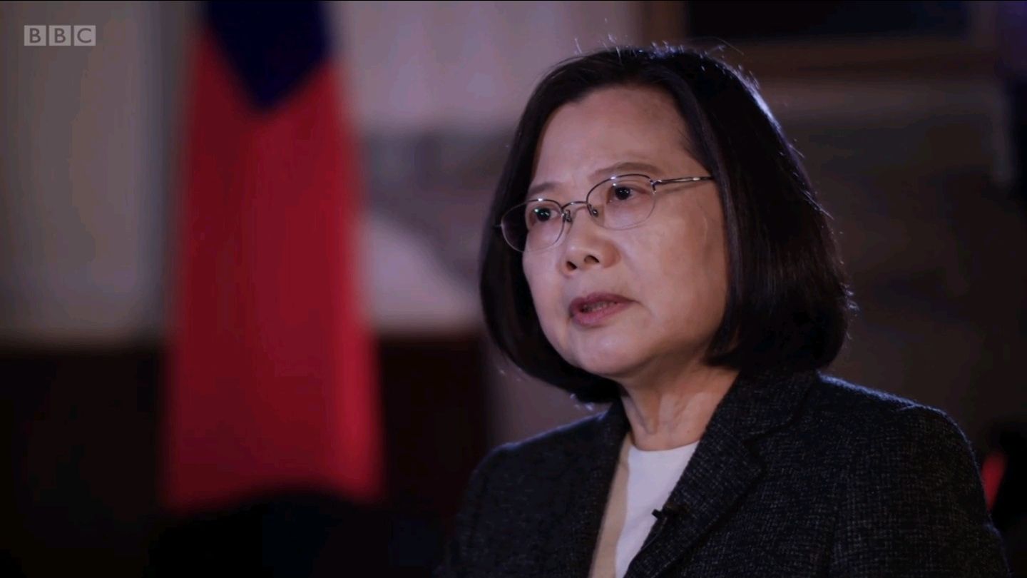 蔡英文總統選後接受英國廣播公司(BBC)訪問時表示，中國應「面對現實」，展現對台灣的「尊重」。 (圖:擷取自BBC)