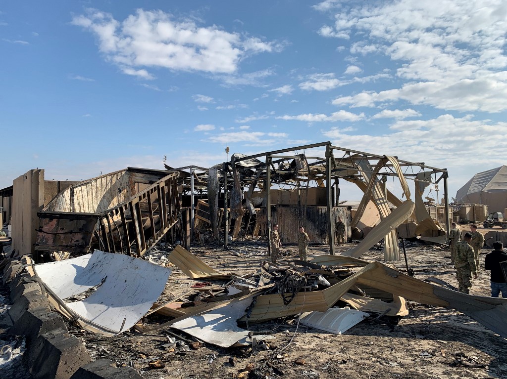 伊拉克西部的阿薩德空軍基地(Ain al-Asad airbase)日前遭空襲。 (AFP)