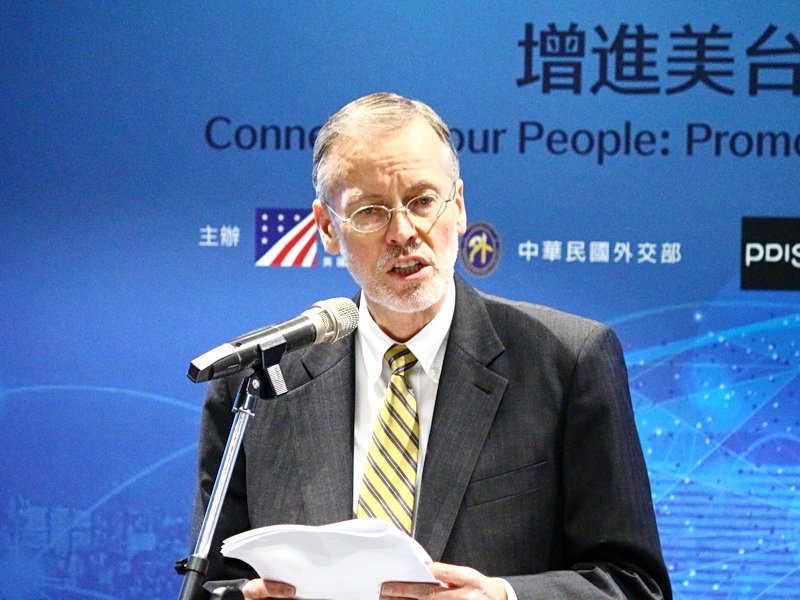 美國在台協會(AIT)處長酈英傑(William Brent Christensen)17日)表示，美國與台灣是同一個民主大家庭的成員 (央廣記者王照坤 攝)