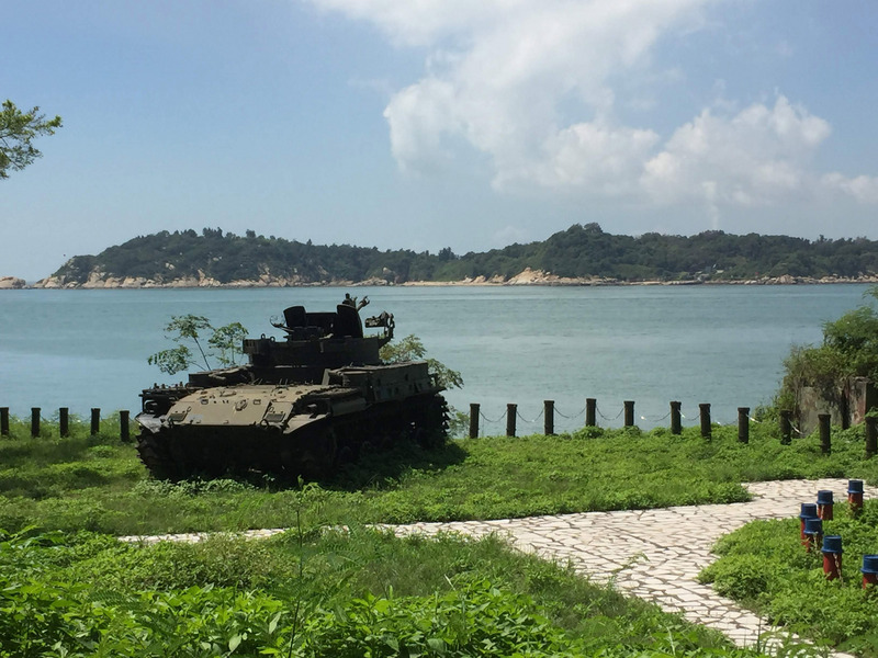 陸軍二膽守備隊今日傳出一名上兵失聯，金防部正全力尋人。圖為從大二膽戰役紀念碑景點遠望二膽島。(中央社)