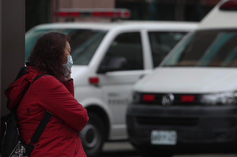 武漢肺炎疫情未解，國內實體經濟已然受到影響。(圖：中央社)