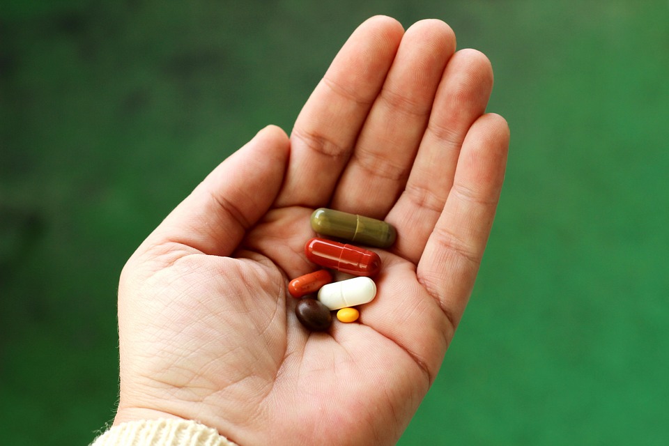 過動症國產藥物納入健保，嘉惠2200名學童。藥品示意圖 (圖:pixabay)
