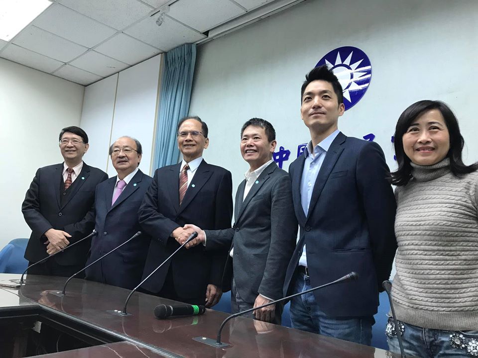 立法院長游錫堃拜會國民黨團。(鄭舲攝)
