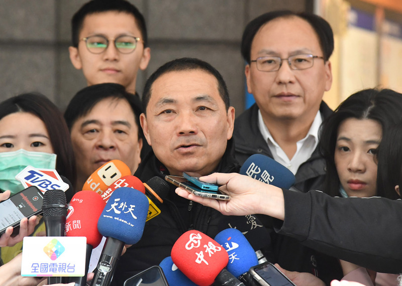 新北市長侯友宜表示，新北市20日將成立「居家檢疫關懷中心」，提供社會、生理或心理協助。(圖：中央社)