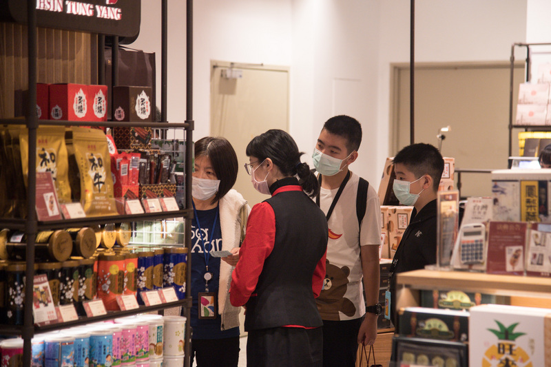 行政院主計總處12日公布今年最新經濟成長率預測為2.37%，較上次預測數2.72%下修0.35個百分點。(圖：中央社)