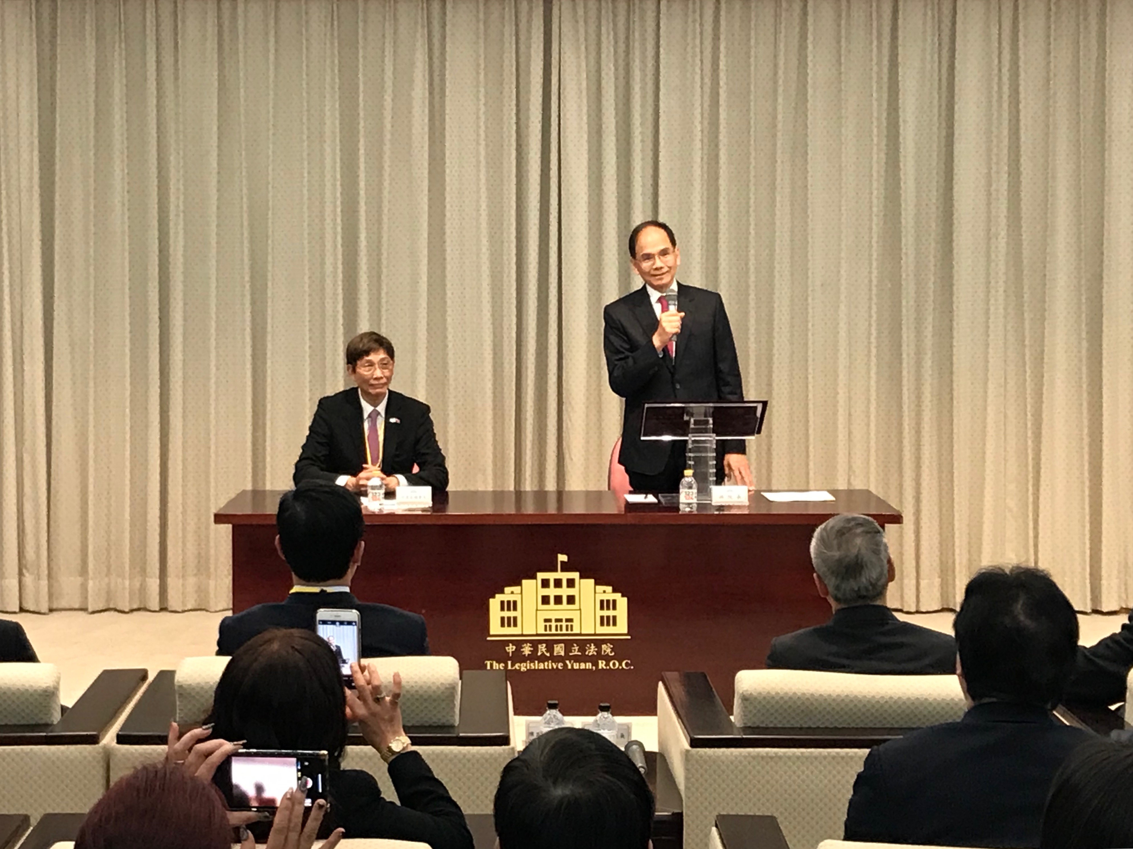 立法院長游錫堃接見日本台灣商會聯合總會。(鄭舲攝)